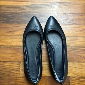 Frye Black Leather Flats Size 8.5